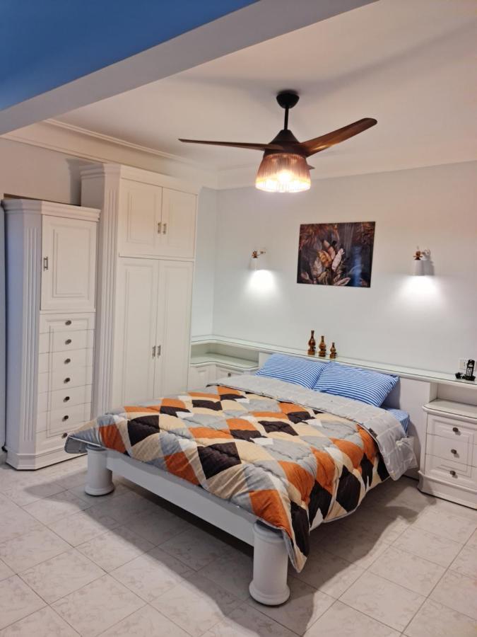 Apartament Nour 1 *