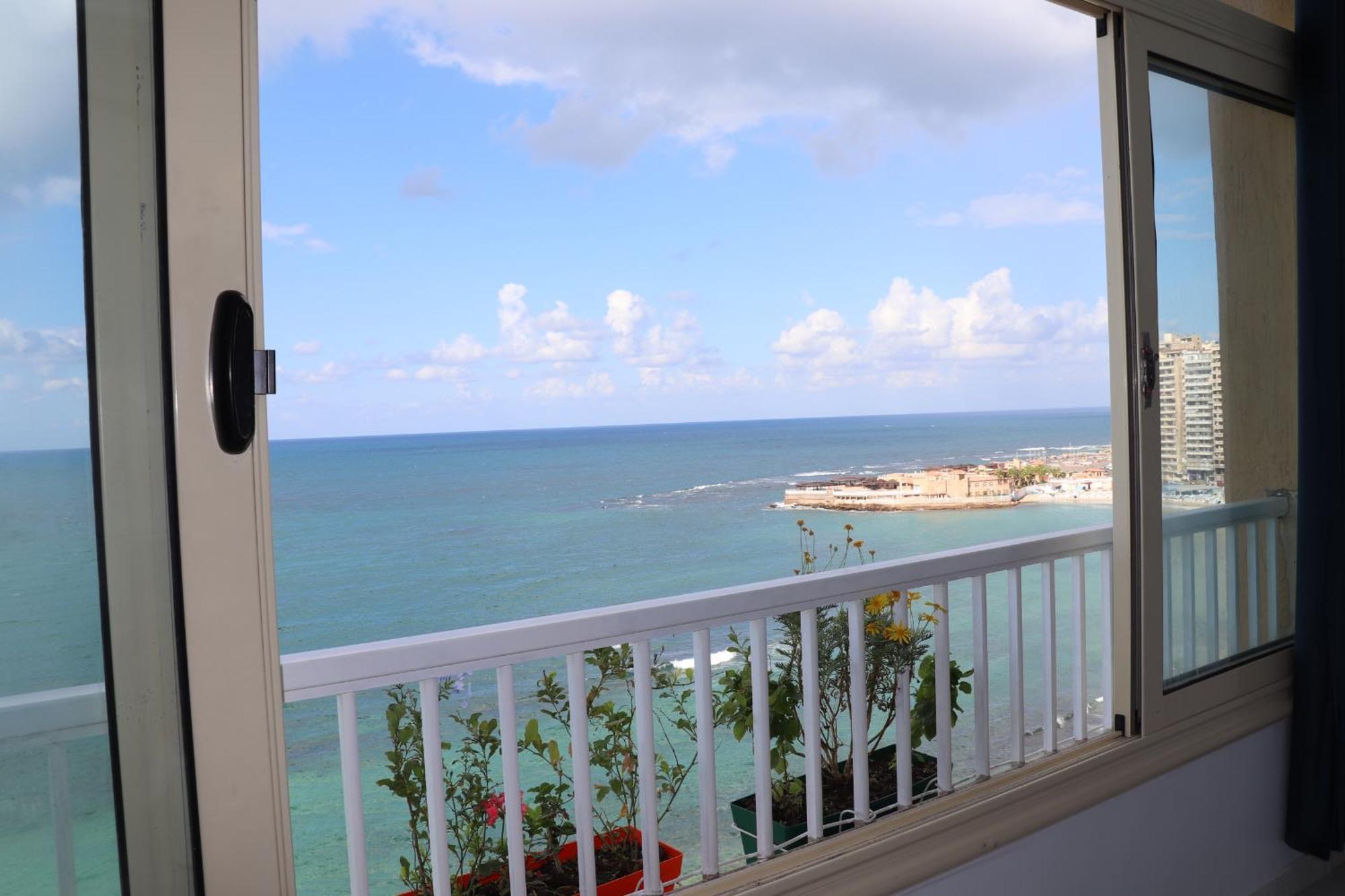 Apartament Nour 1 *